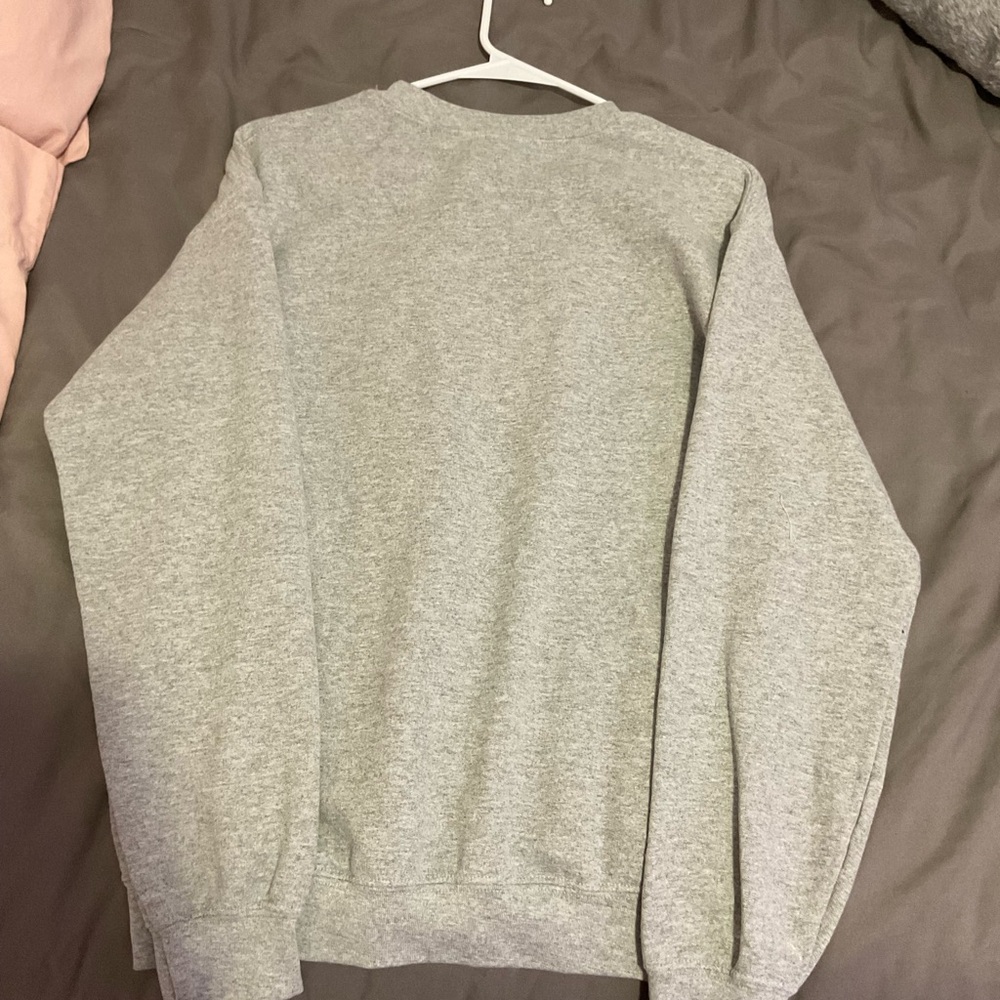 Men's Gray Sweater